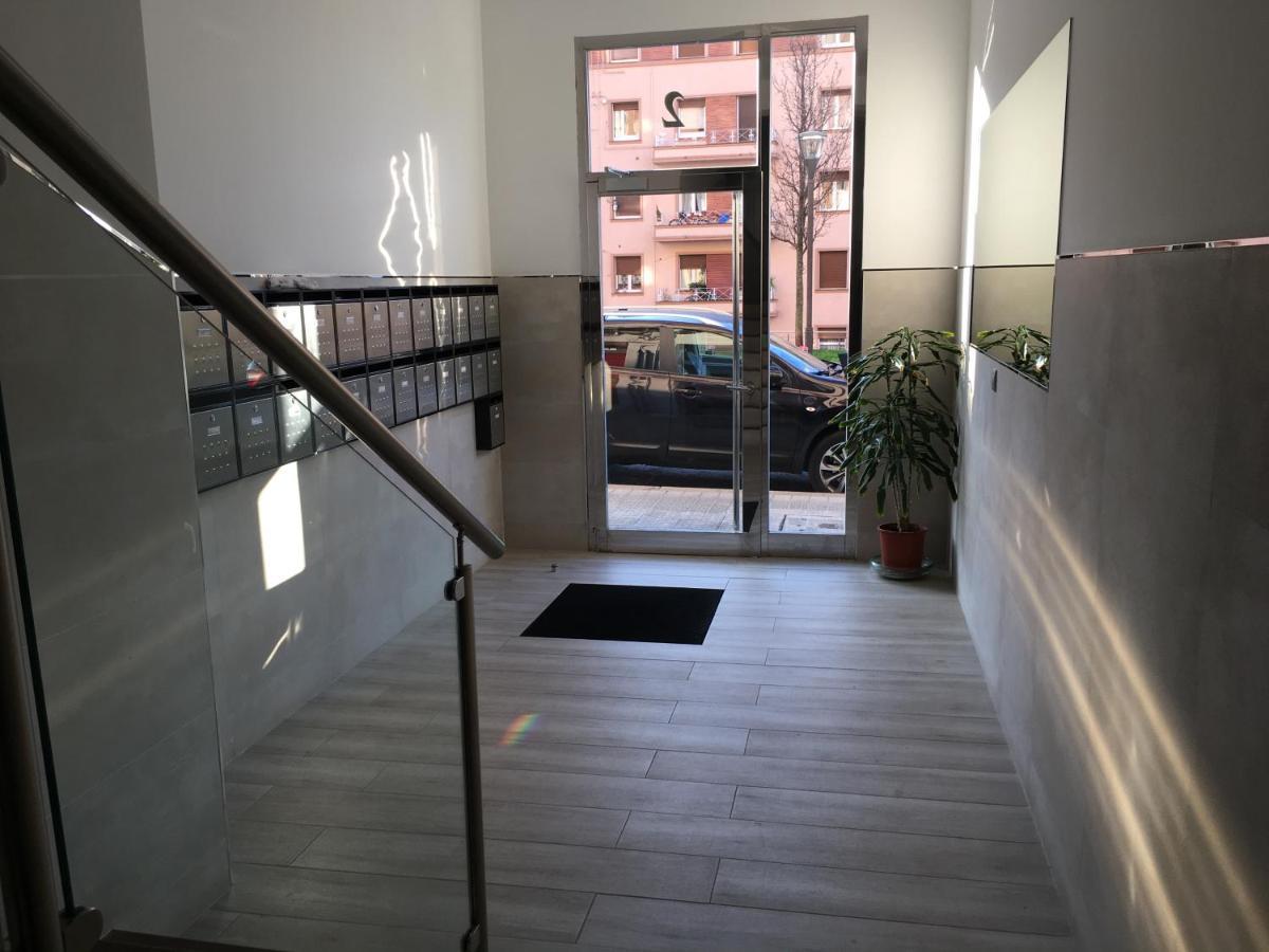 Calida Vivienda Turistica Centrica Junto Al Funicular Y Metro Lejlighed Bilbao Eksteriør billede