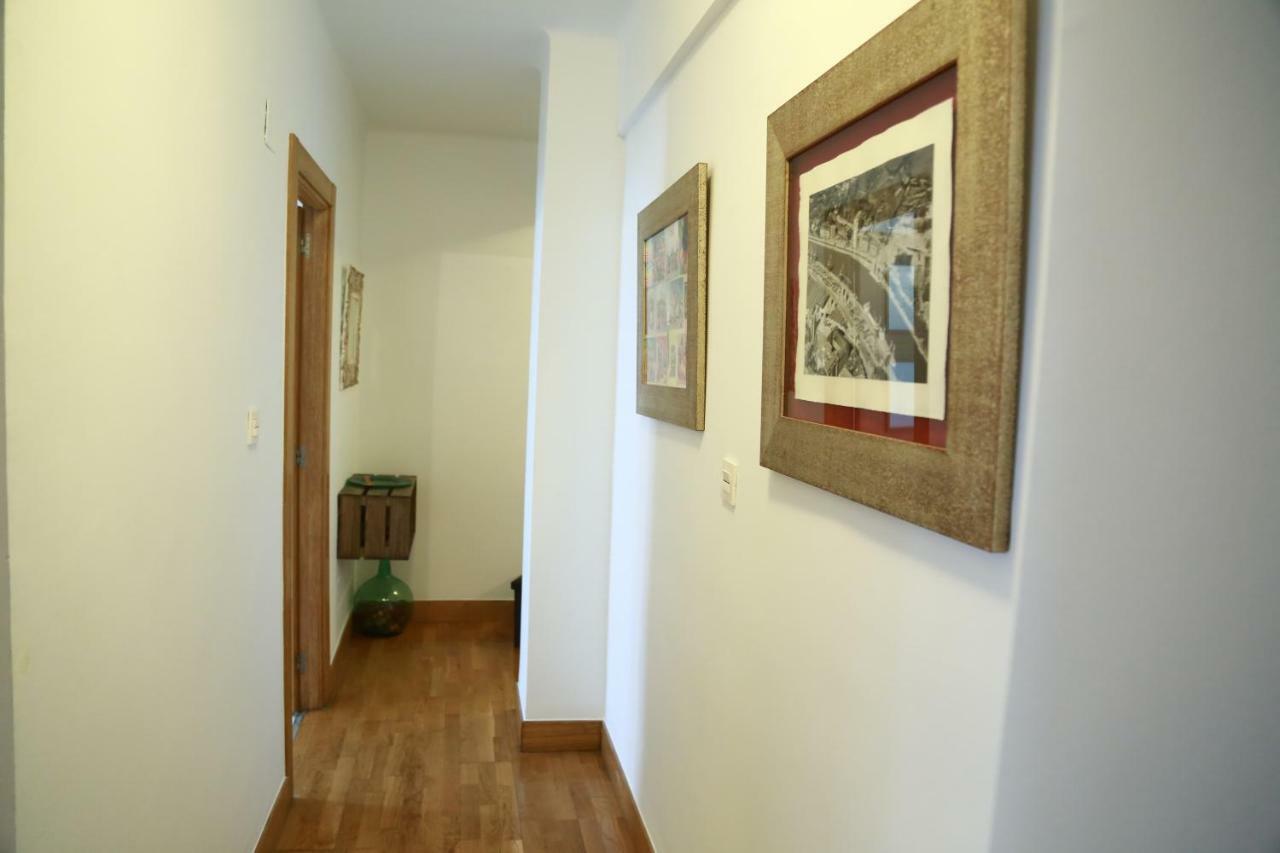 Calida Vivienda Turistica Centrica Junto Al Funicular Y Metro Lejlighed Bilbao Eksteriør billede